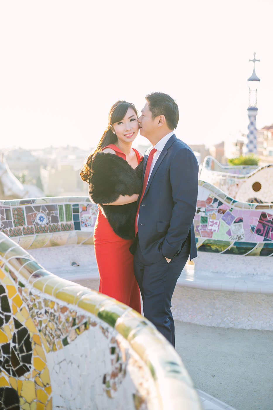 Barcelona Park Guell engagement photography | Barcelona Wedding Photographer | Lena Karelova Photography | Barcelona Film Photogrpher