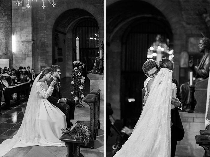 Sencere emotions at the ceremony | Monastery Sant Pere de Puelles |Wedding at Mas Vidrier | Destination Wedding Photographer Barcelona