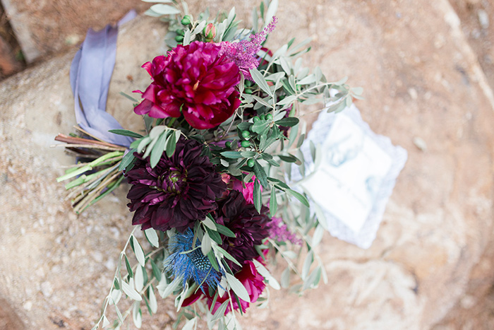 Wedding bouquet | Wedding at Torre Sever | Destination Wedding Photographer Barcelona