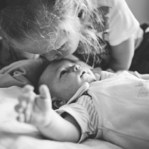 Foto sesión para los bebes y familias. Lena Karelova fotógrafa en Barcelona y San Petersburgo.