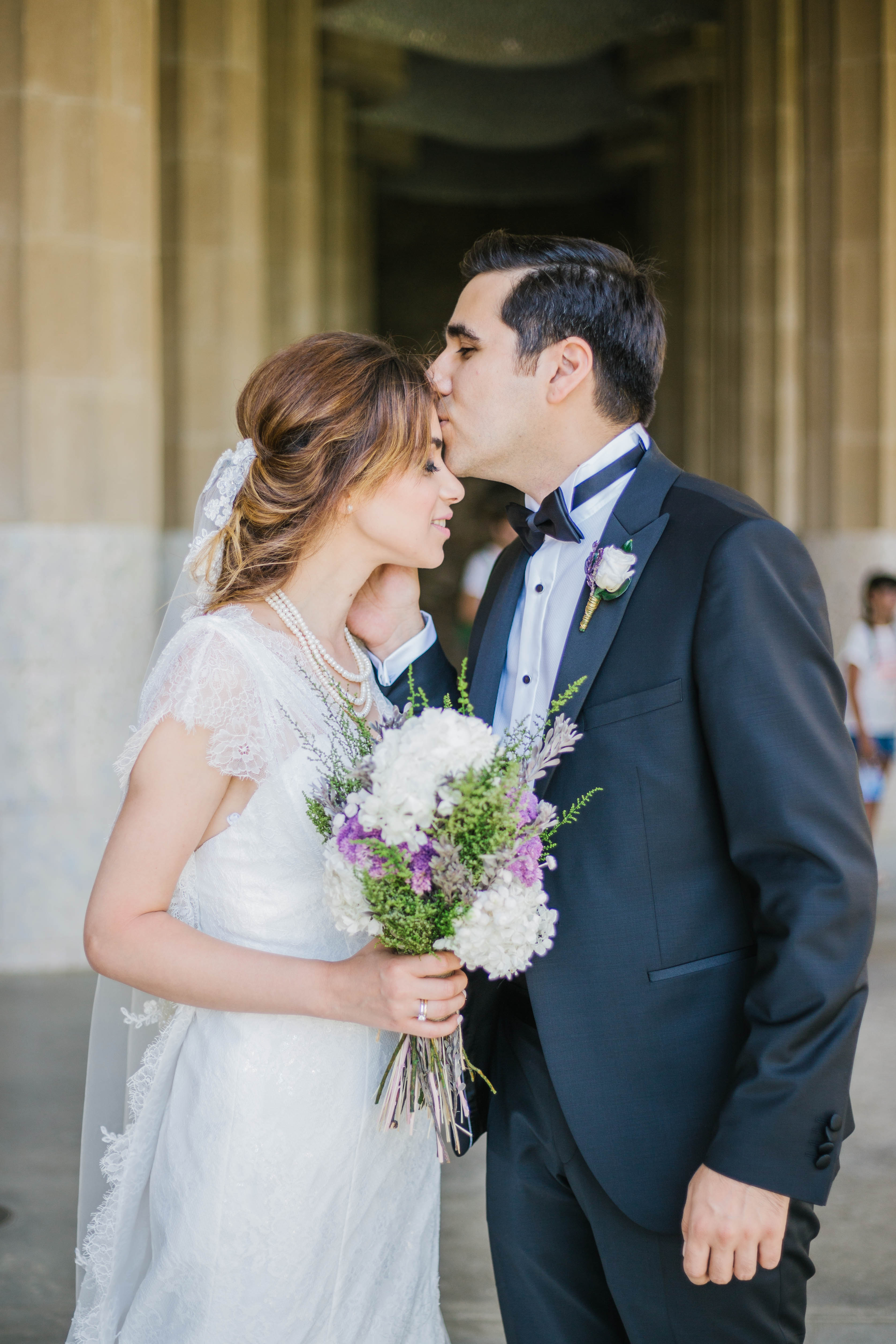 Lovely Couple dancing on the street | Fin Art Photographer | Lena Karelova Photography | Barcelona Film Wedding Photographer 