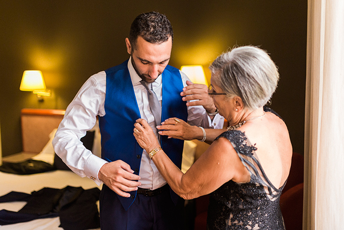 Mother helps his son | Wedding at Torre Sever | Destination Wedding Photographer Barcelona