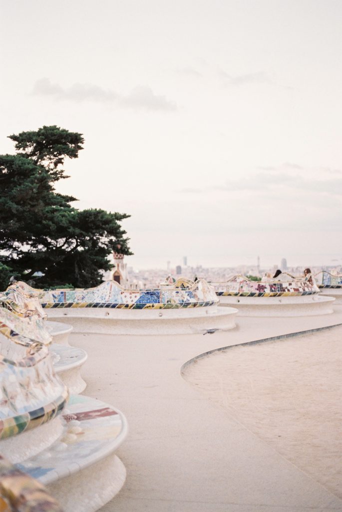 The best time for a photoshoot in Barcelona | Engagement photoshoot at Park Guell | Lena Karelova Photography