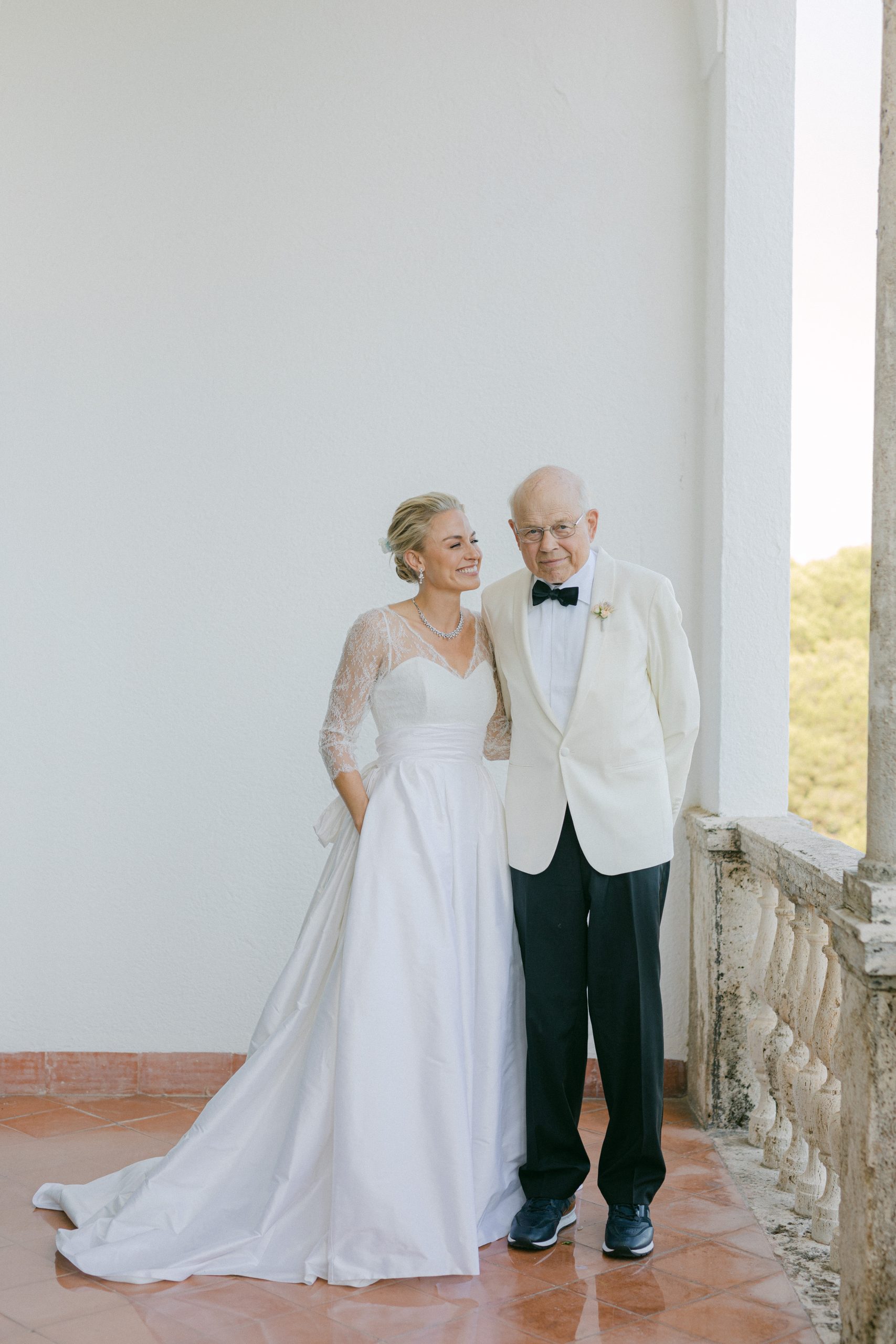 timeless and elegant mediterranean wedding in Spain by Lena Karelova Photography
